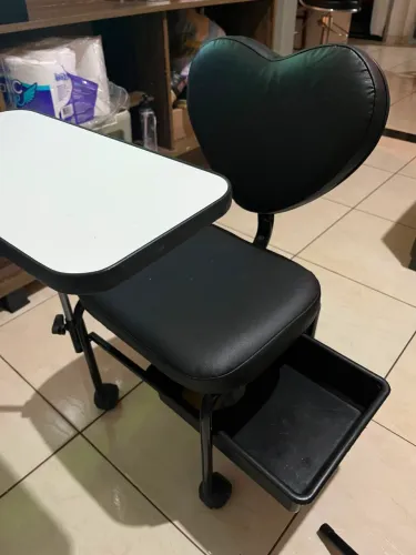 Cadeira de manicure 