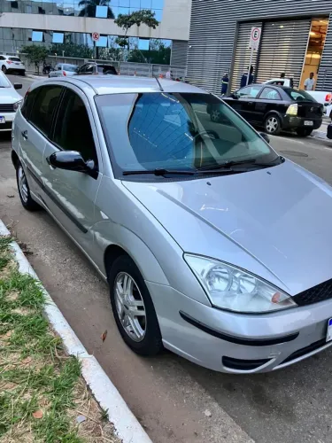 Ford Focus 1.6 S/se/se Plus Flex 8v/16v 5P 2004