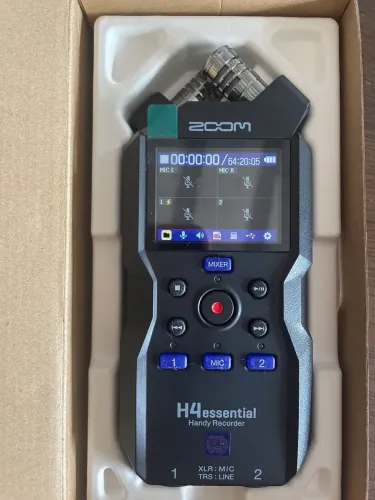Gravador Zoom h4 essential
