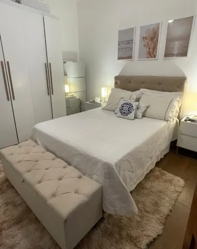 Cama Box Baú Casal Queen Estofada + Cabeceira + Recamier Baú Capitonê (Leblon)