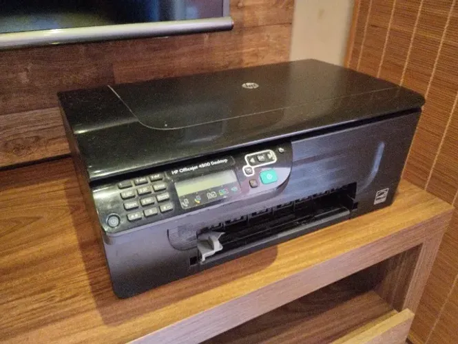 Impressora Multifuncional HP Officejet 4500 Desktop