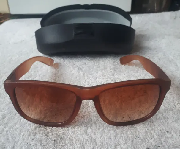 Óculos Rayban feminino usado em ótimas condições