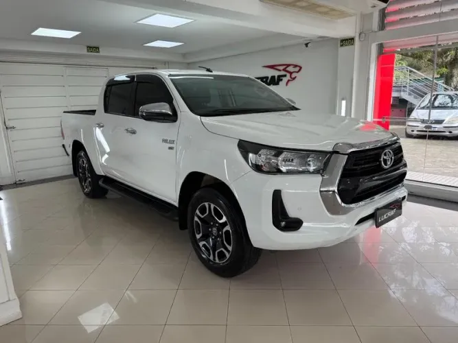 Toyota Hilux CD SRV 4X2 2.7 Flex 16V Aut. 2021