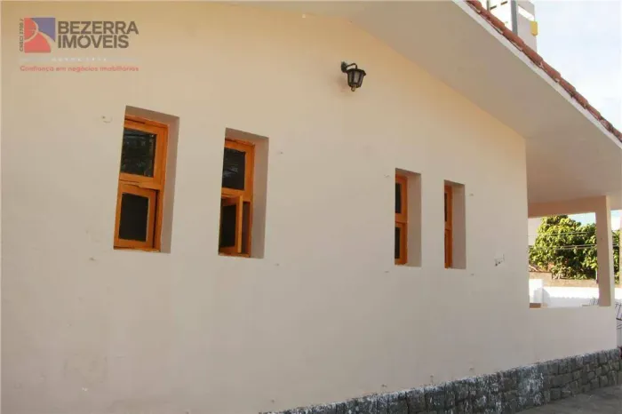 CA0496 Casa Residencial / Ponta Negra