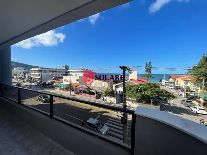 Apto na avenida de Bombas com vista mar para 7 pessoas