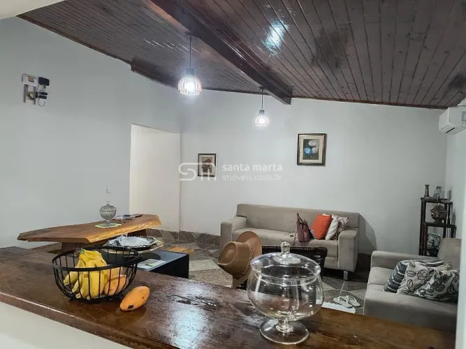 CASA REFORMADA - MACACOS - SILVEIRAS - SP