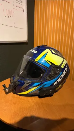 Capacete Axxis Draken + intercomunicador 