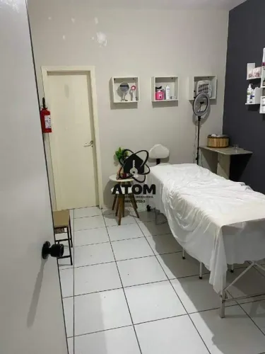 Sala comercial para aluguel em Taubaté - Jardim Maria Augusta 17m²