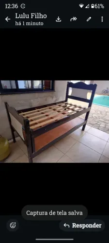 Cama de madeira bom estado 