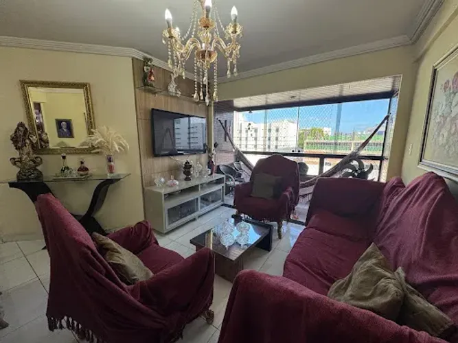 Apartamento de 104m2 com 3 Quartos + DCE, à Poucos Metros do Mar de Tambaú