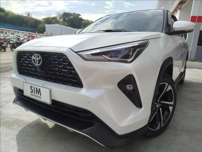 Toyota Yaris Cross XRX 1.5 16V 5p Aut. (Híbrido) 2026