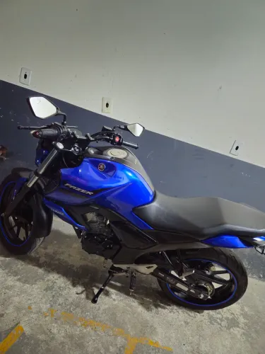 Moto Fazer FZ15 Azul ano 2024