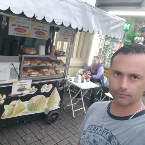 Vendo barraca de lanche completa com ponto fixo metrô vila Mariana-sp