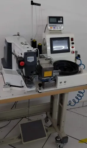 Máquina de pregar botão automática eletrônica