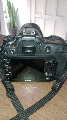 Nikon D 7200