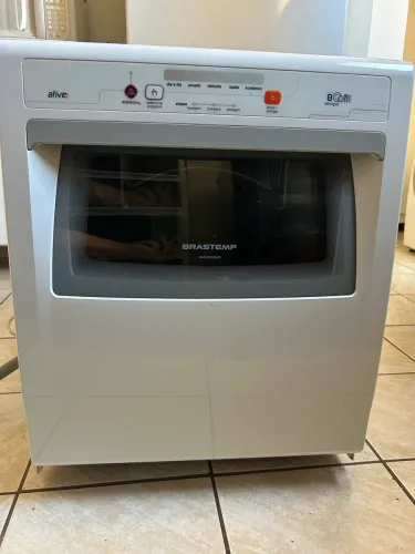 Lava Louças 8 Serviços Brastemp Compacta