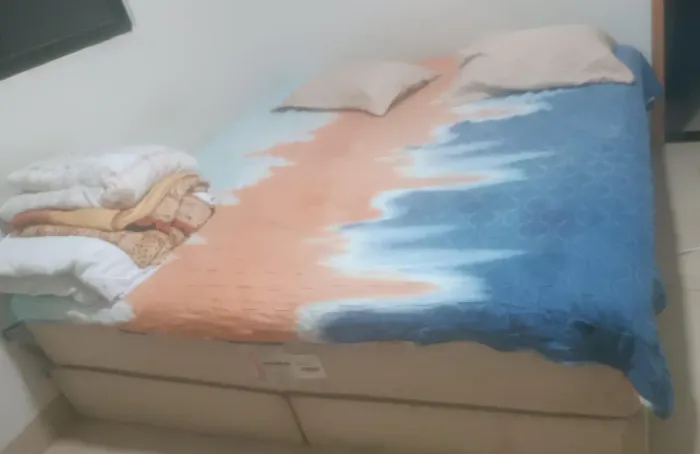 Cama queem