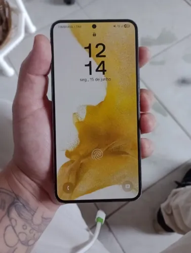 Samsung S22