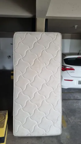Cama box solteiro com cama auxiliar Reconflex molas bonnel