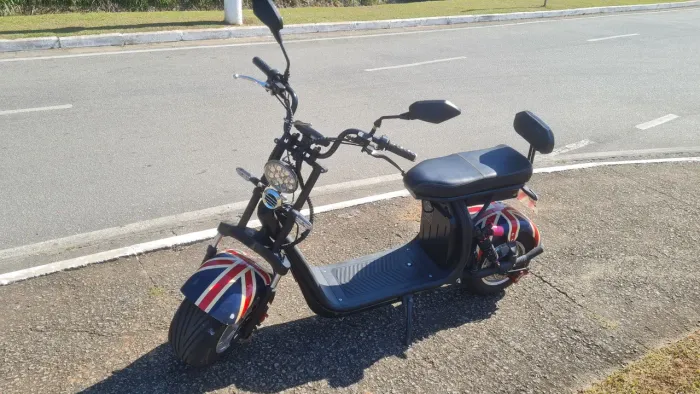 Elétrica Gloov 2000w pouco uso.