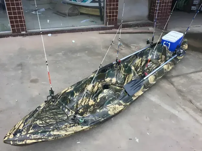 kaiak com motor novo sem uso.