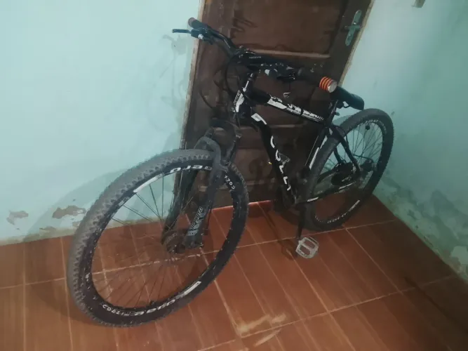 Bicicleta aro 29 colli