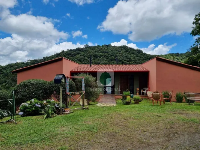 Sítio com boa localização e infraestrutura à venda, 34000 m² por R$ 2.800.000 - Costas - G