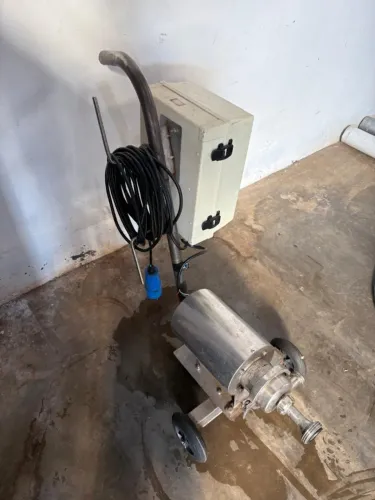 Bomba Sanitária Inox 0,75cv com Inversor WEG CFW10