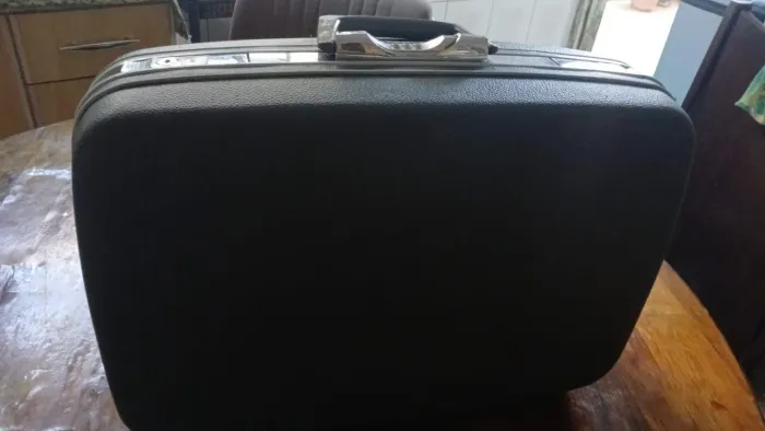 Mala Rígida Samsonite Preta