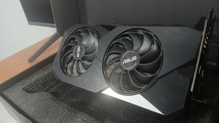 RTX 3060 Ti 8GB da ASUS