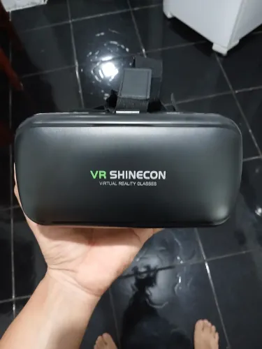 Vendo ou troco Óculos de Realidade Virtual Shinecon.
