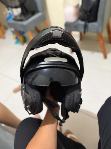 Capacete Norisk Articulado Escamoteável Preto