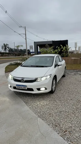Honda Civic Sedan LXS 1.8/1.8 Flex 16V Mec. 4P 2014