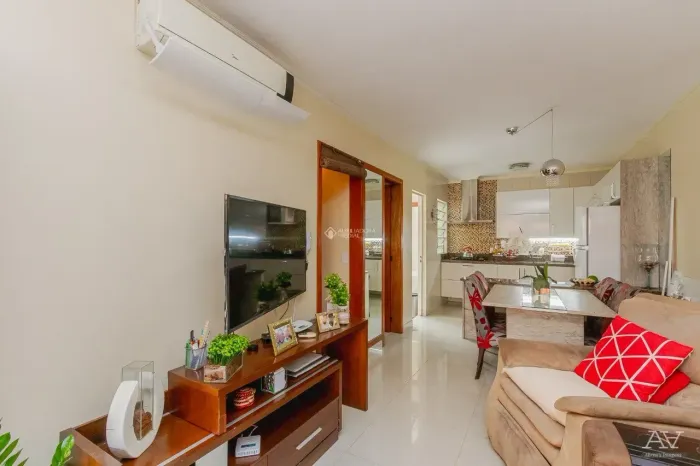 CASA SHOW EM CONDOMINIO - 149 metros quadrados com 3 quartos em Partenon - Porto Alegre - 