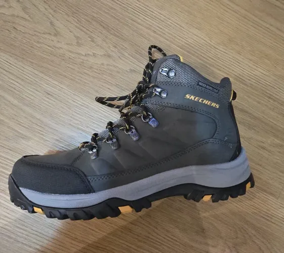 Bota Skechers Relment Daggett n° 42 Resistente a água