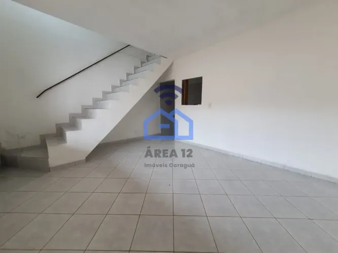 Casa em Condomínio, locação Martim de Sá