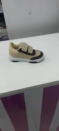 TÊNIS TÊNIS ADIDAS FECHAMENTO COM VELCRO INFANTIL UNISSEX GENÉRICO TAMANHOS 25 AO 33