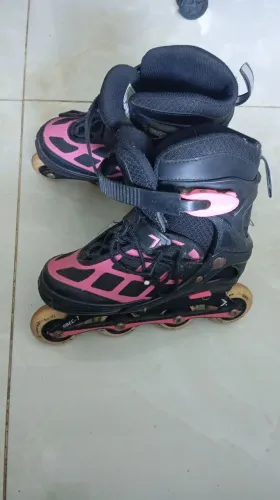 Patins infantil feminino.