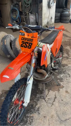 Vendo ou troco por carro do meu interesse
