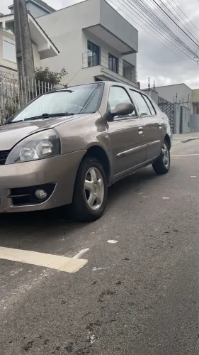 Renault Clio Sed. Privilège Hi-flex 1.6 16V 4P 2006