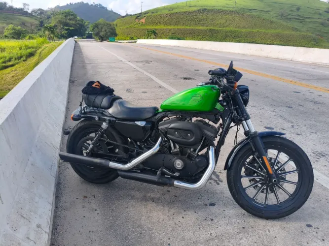 Harley Iron 883 , ano 2015