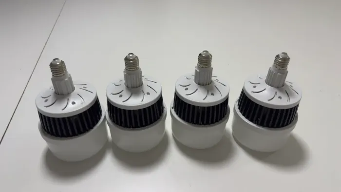 ? KIT 4 LÂMPADAS LED DE ALTA POTÊNCIA