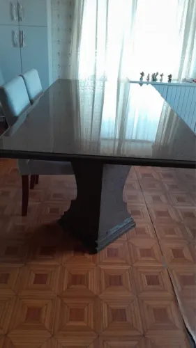 Vendo essa mesa de mármore