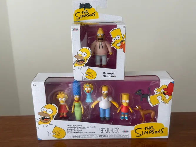 Família Simpsons com vovô Jakks