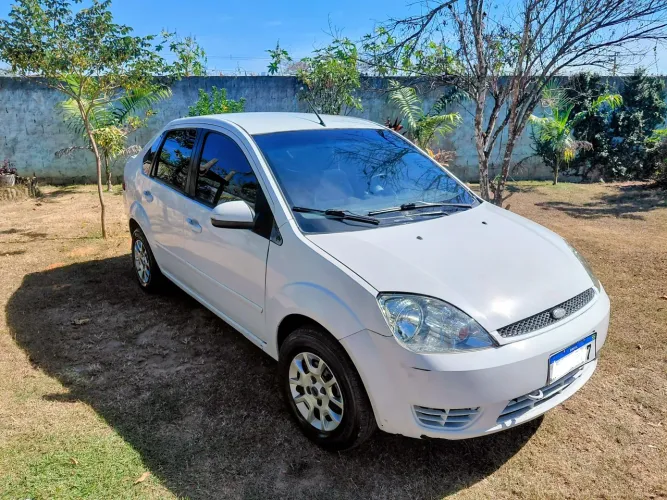 Ford Fiesta Sed. 1.6 8V Flex 4P 2007