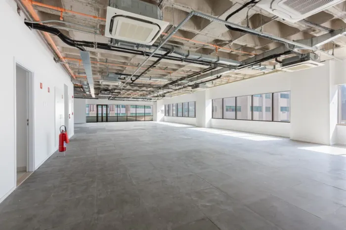 Sala comercial na Rua Fidêncio Ramos, 308 - CJ 121 674 m²