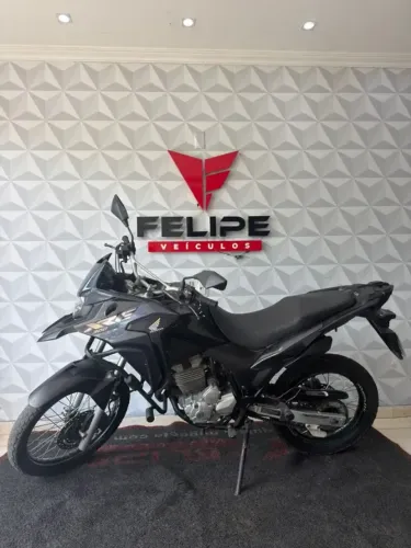 HONDA XRE 300 - ANO 2022(FELIPE VEÍCULOS)