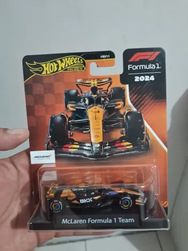 Hot Wheels Premium F1 2024 McLaren Formula 1 Lando Norris