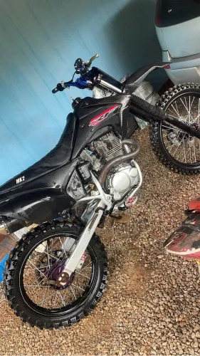 Vendo ou troco crf 240