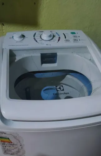Máquina de Lavar Electrolux Turbo Capacidade 8 kg